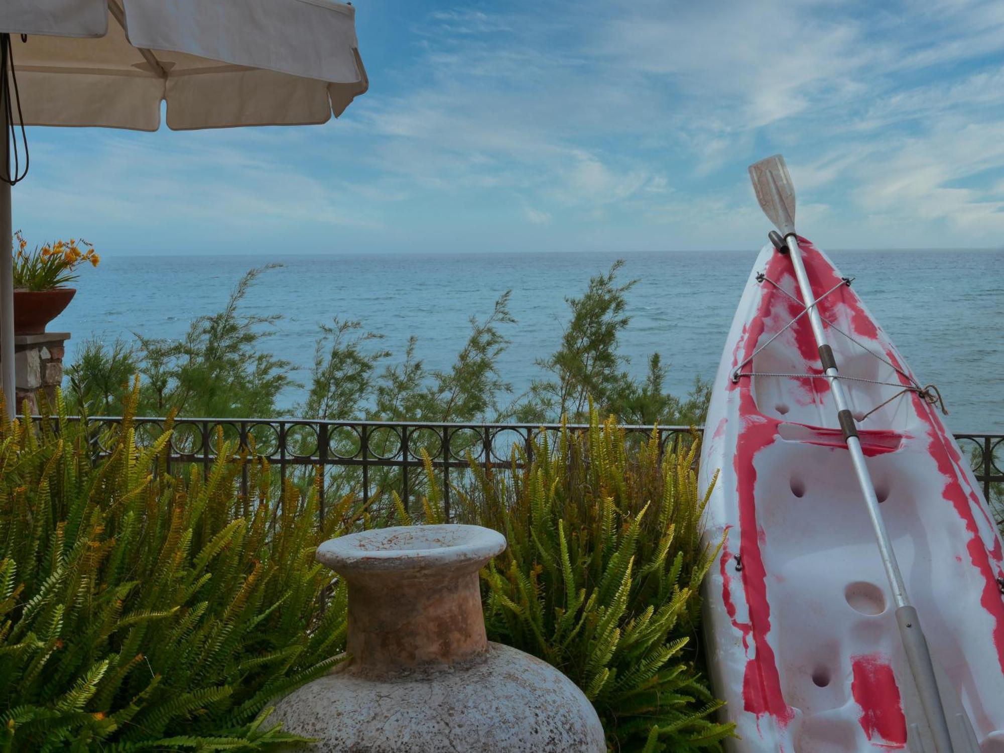 Verga Beachfront House By "Elite" Kalamata Bagian luar foto